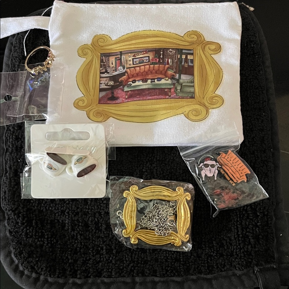 Fandom of the Month “Friends”jewelry with pouch